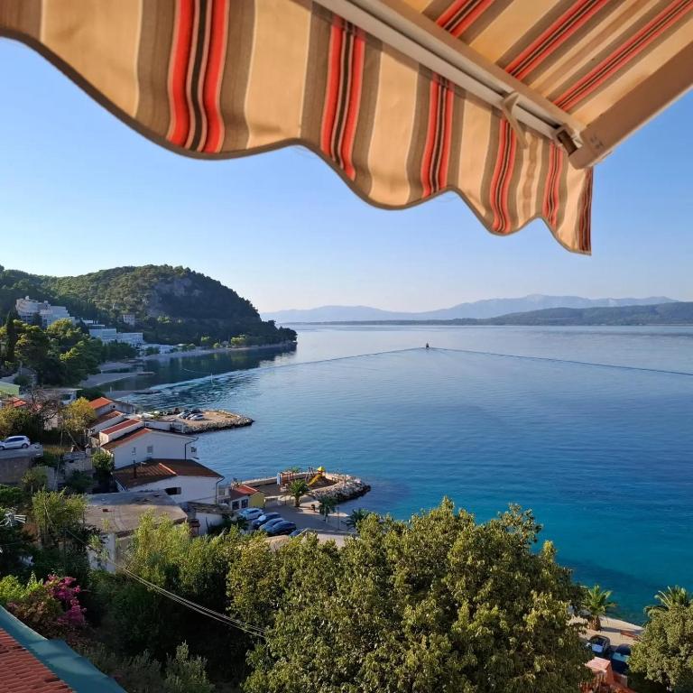 Pogled iz Apartmana Mersab u Živogošću